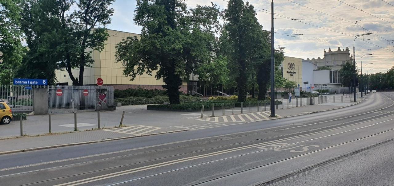 Pentagos Lägenhet Poznań Exteriör bild